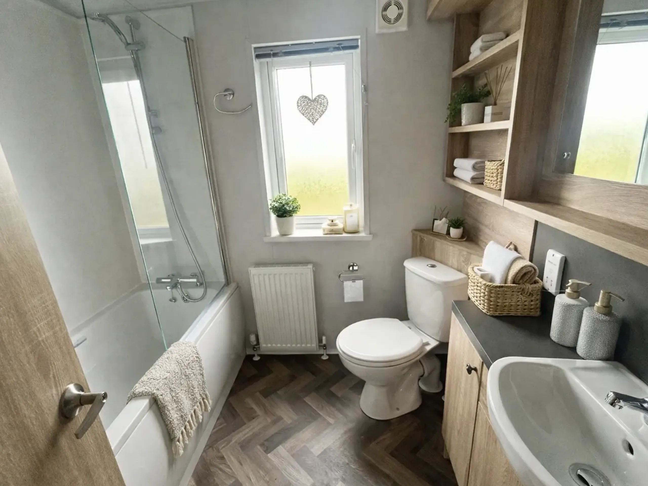 Family bathroom in the 2026 Willerby Pinehurst holiday home