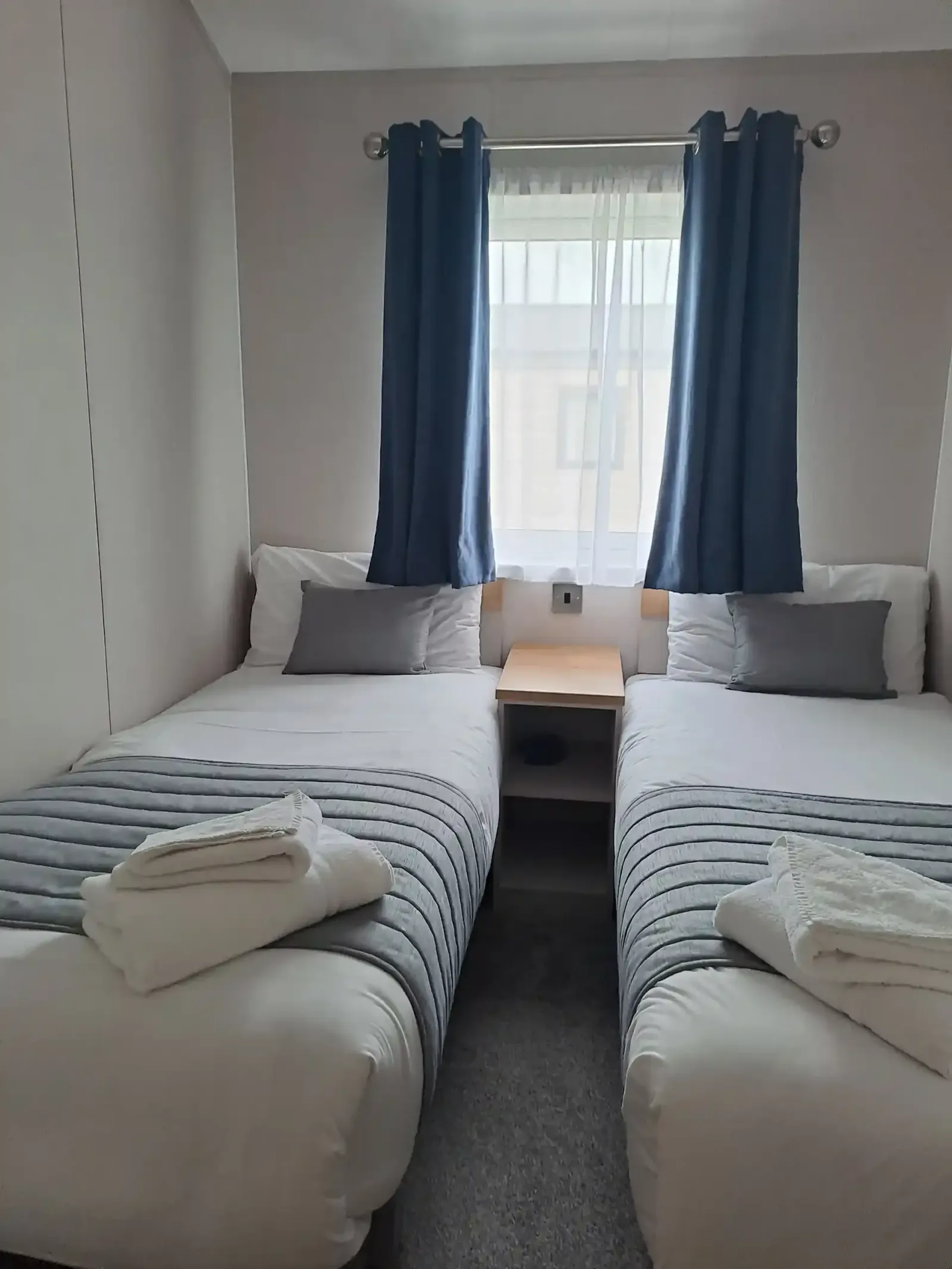 grange lake lodge sleeps 8