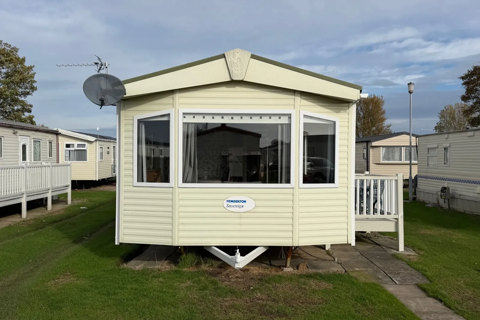 Front exterior of the 2008 Pemberton Sovereign showing bay windows and cream cladding