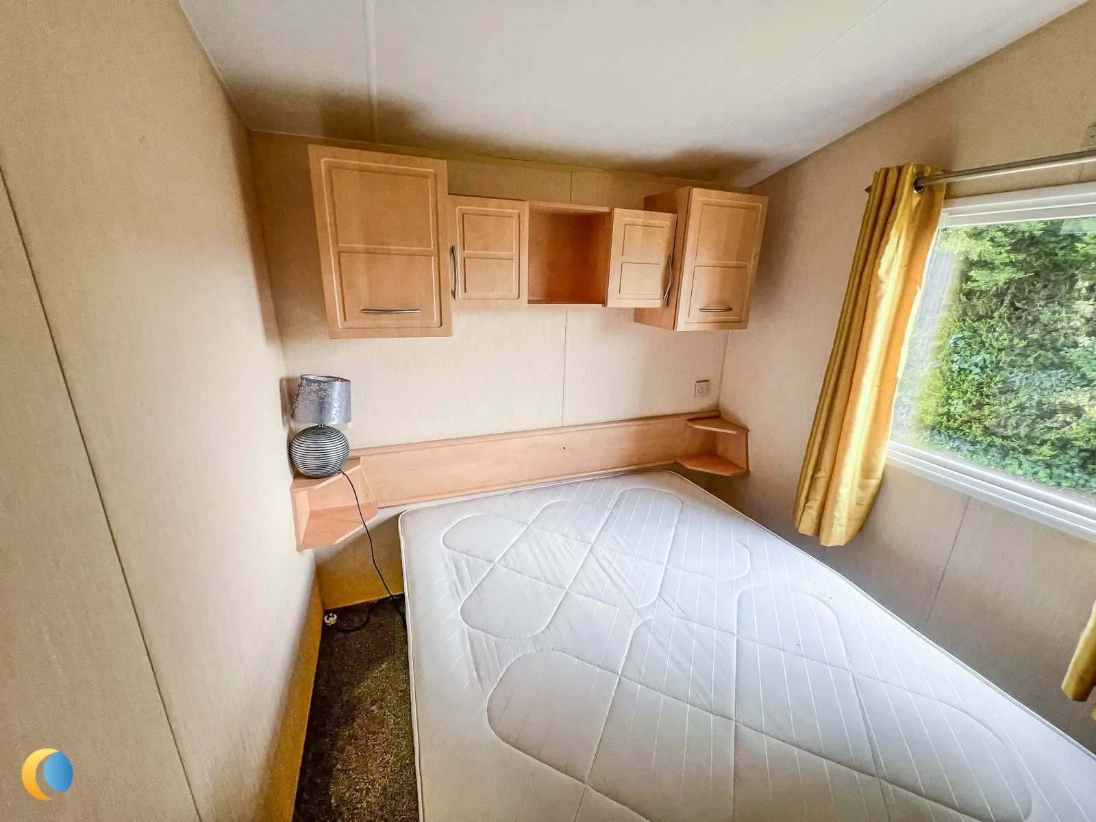 Coastfields 2012 Willerby Rio Gold master bedroom at North Shore