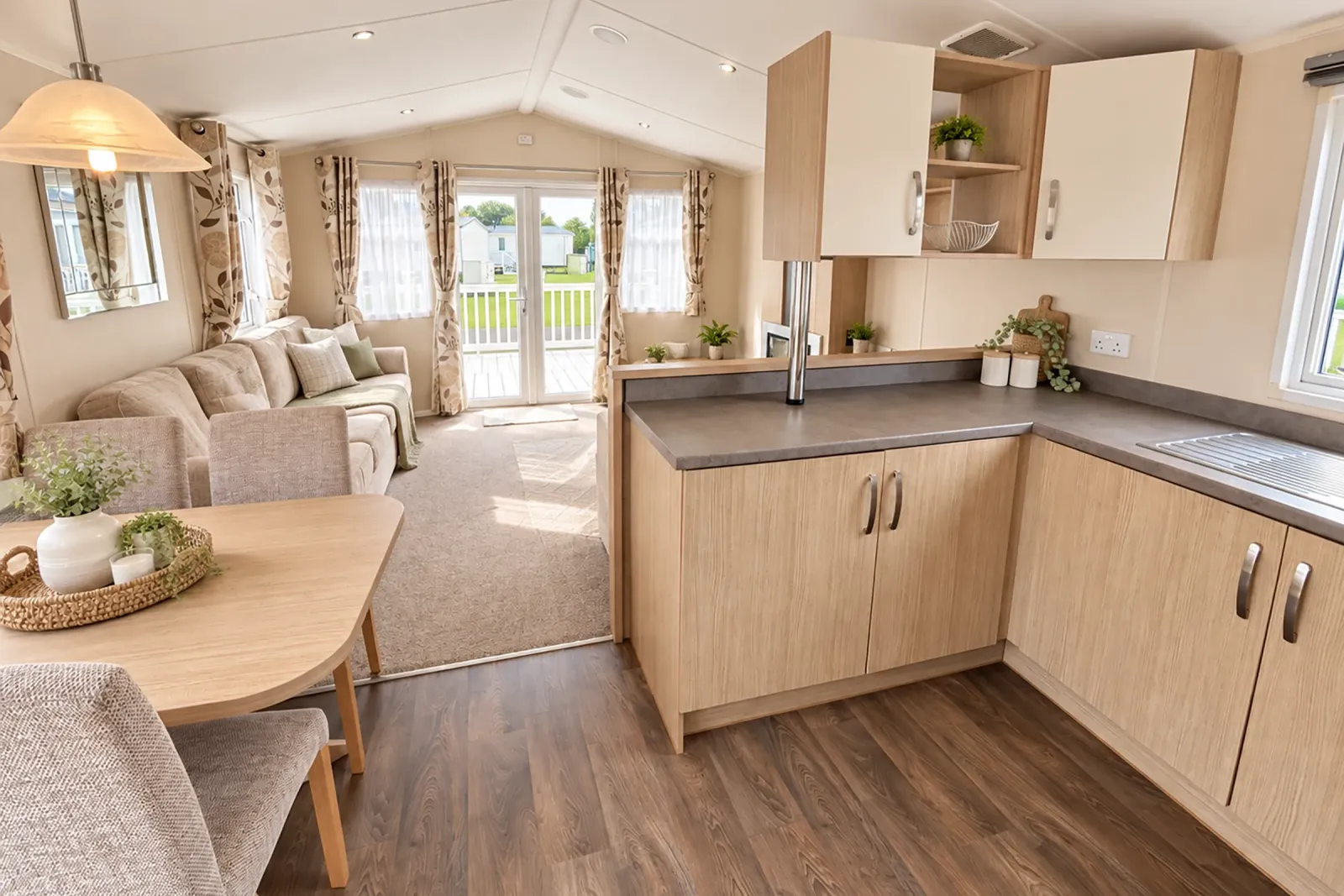 2016 Willerby Brockenhurst Coastfields fitted kitchen and dining area