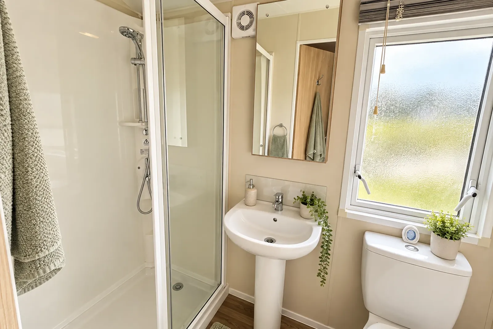 2016 Willerby Brockenhurst Coastfields shower room with enclosure, washbasin and WC