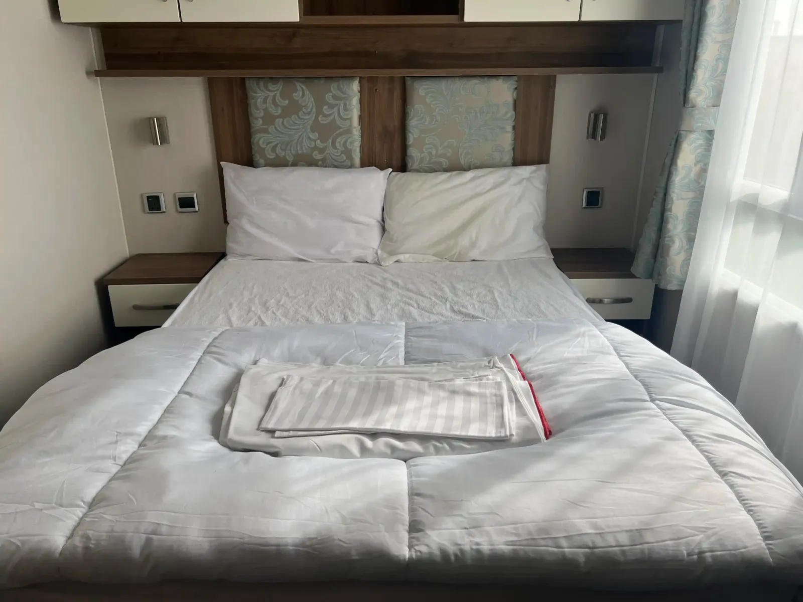 Double bedroom 2_Bronze 8 Caravan PF (LP23266)