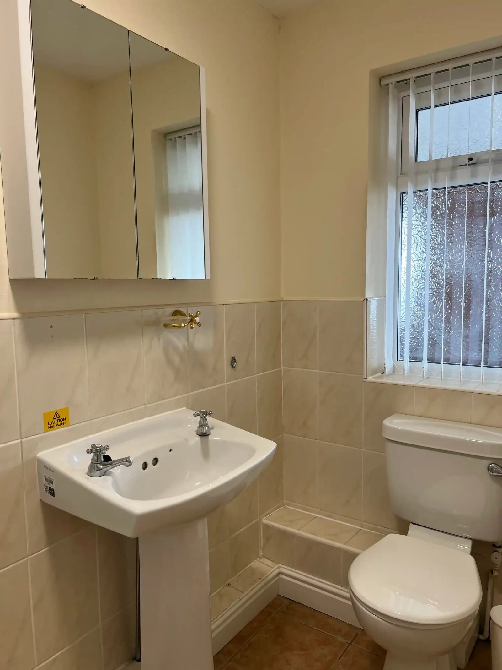 First Floor Apartment (LP19679)_Gold 8 Caravan (LP19686)_First Floor Apartment (LP19679)_Toilet_Grange Leisure Park_8_Merryfield & Sandfield_7_Merryfield & Sandfield