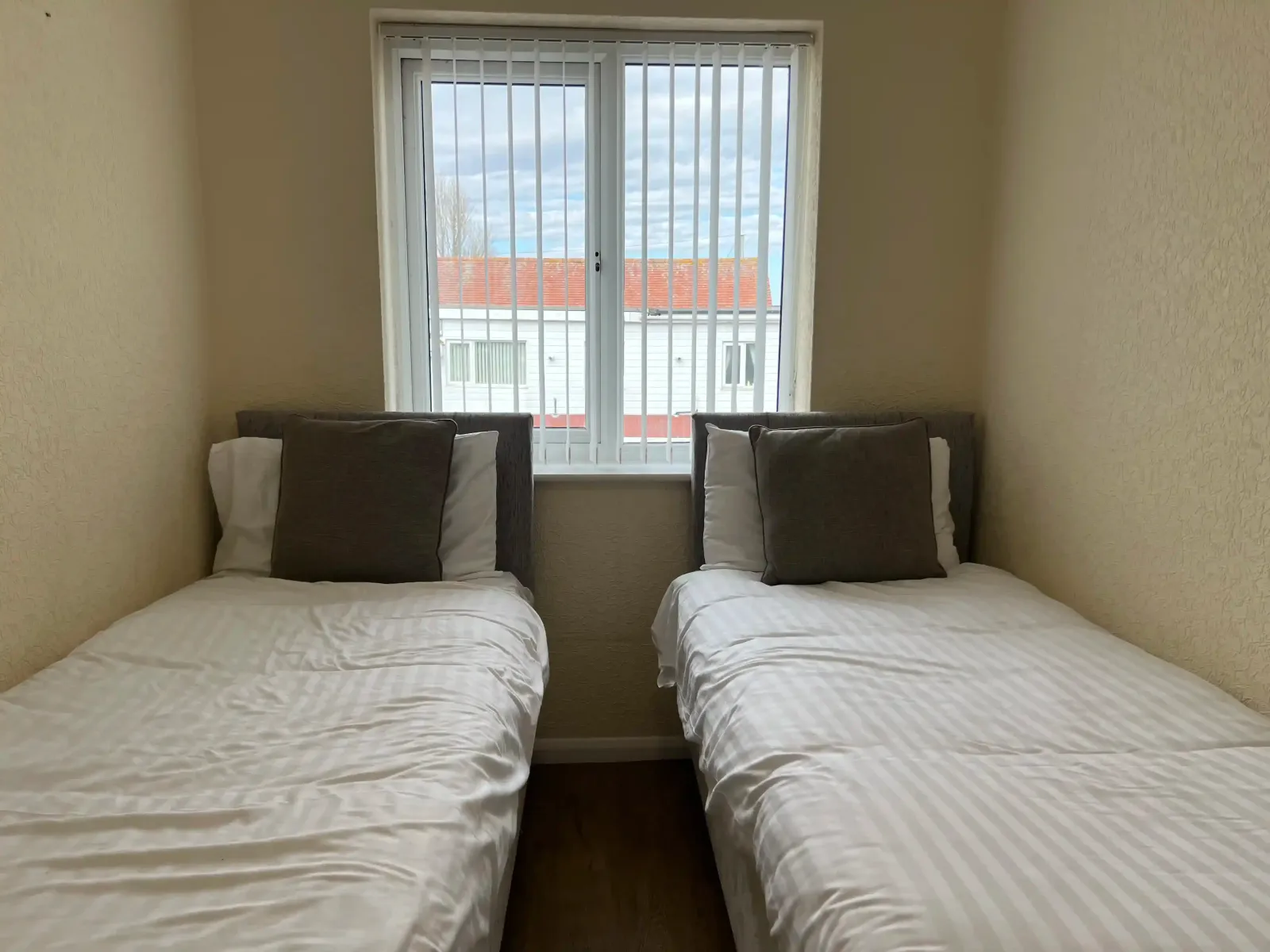First Floor Apartment (LP19679)_Gold 8 Caravan (LP19686)_First Floor Apartment (LP19679)_Twin_Grange Leisure Park_0_Merryfield & Sandfield_9_Merryfield & Sandfield