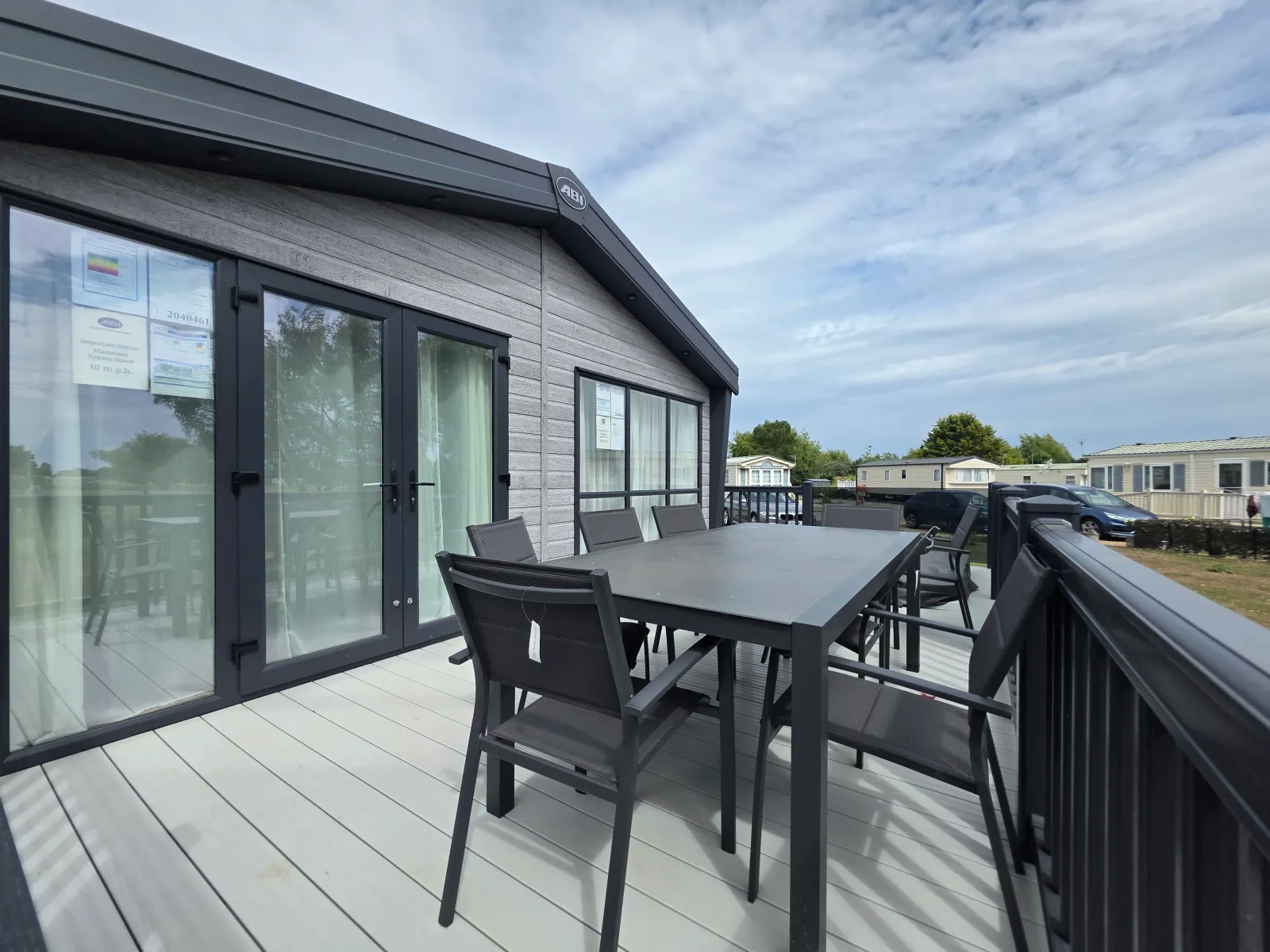 Grange Leisure Park Platinum Lake Lodge Sleeps 8 With Hot Tub