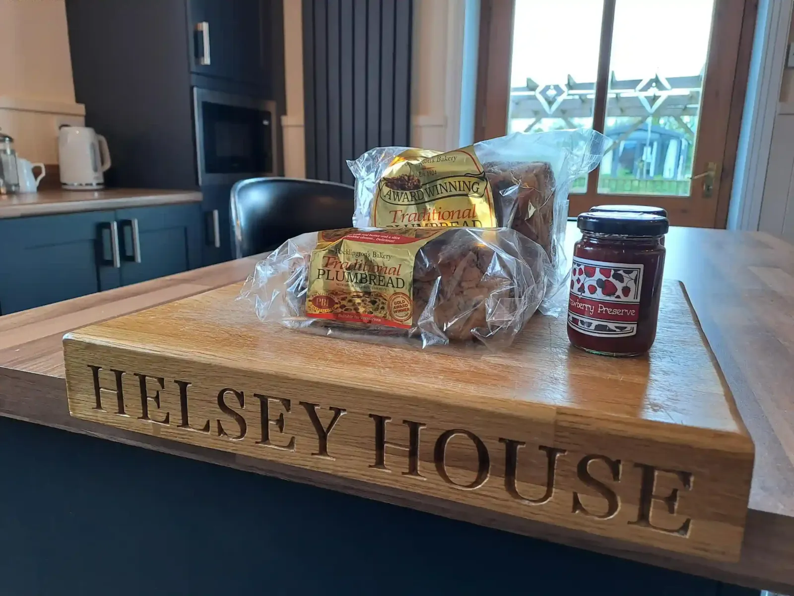 helsey farm house kitchen