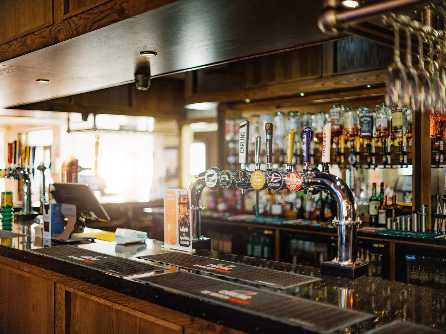 North Shore Pitch Putt Bar Draughts 2
