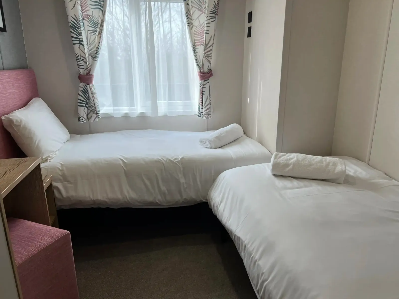 Platinum Lodge 8 Berth HT (LP23344)_Skegness Fields Platinum Lodge 8 Twin Bedroom_Skegness Fields