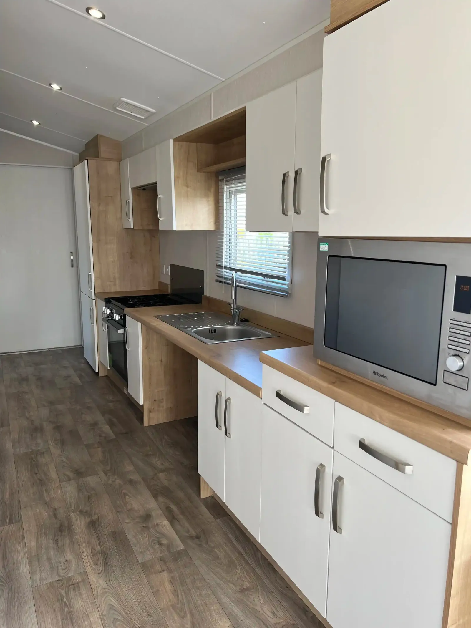 Silver 6 Caravan WCF (LP19681)_Merryfield Sandfield Silver 6 WCF Kitchen_Merryfield & Sandfield