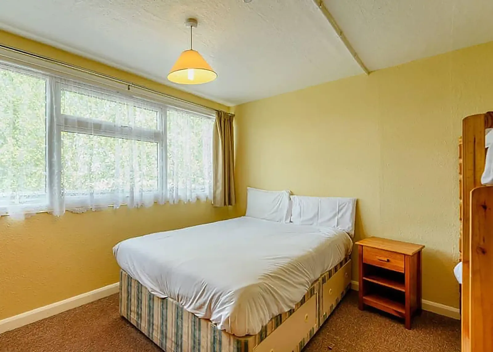 elmhirst apartment