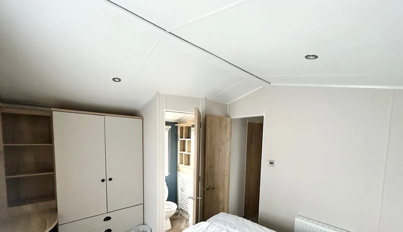 King-size master bedroom with en-suite in the 2023 Willerby Gainsborough
