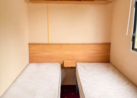 ABI Colorado interior  2nd bedroom with two single beds