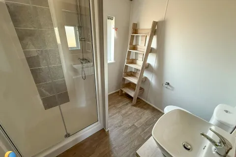 2026 Willerby Mapleton Main Bathroom 