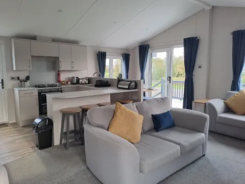 grange lake lodge sleeps 8