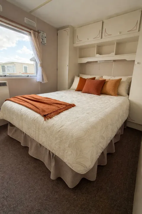 Main bed 