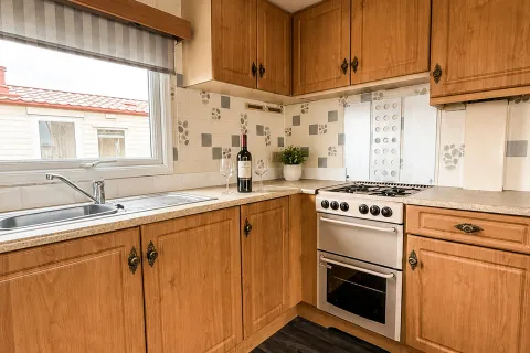 2002 Cosalt Torino Coastfields fitted kitchen