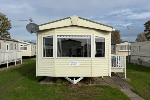 Front exterior of the 2008 Pemberton Sovereign showing bay windows and cream cladding