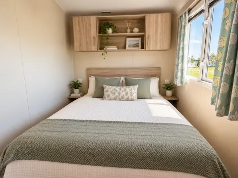 Coastfields 2018 Willerby Rio Gold Master Bedroom