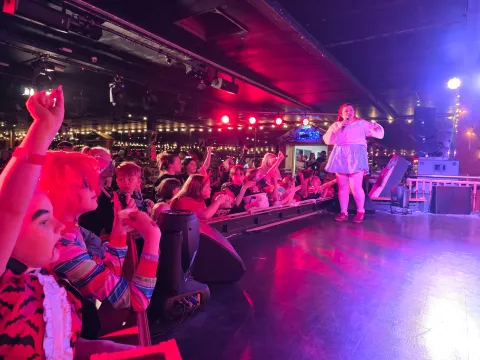 Entertainment stage show