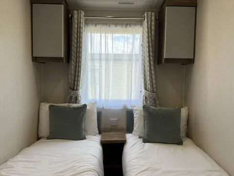 Gold 8 Caravan (LP19686)_Gold 8 Caravan (LP19686)_Gold 8 Caravan Twin Bedroom_Grange Leisure Park_8_Merryfield & Sandfield