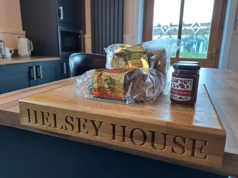 helsey farm house kitchen