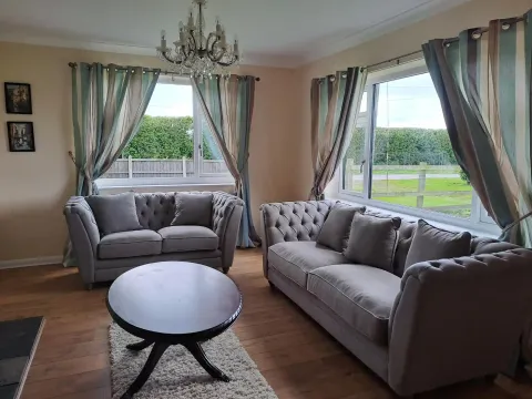 helsey westfields bungalow