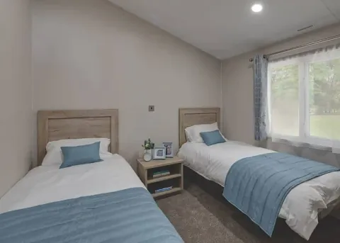 Lodge 6 Berth (LP18721)