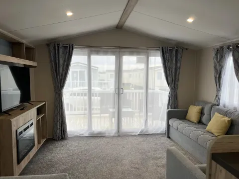 Platinum Caravan 06 PF (LP23770)_Skegness Fields Platinum Caravan 6 Lounge_Skegness Fields