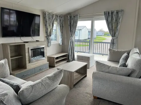 Platinum Lodge 6 Berth HT (LP19687)_Skegness Fields Platinum Caravan 6 Lounge_Skegness Fields