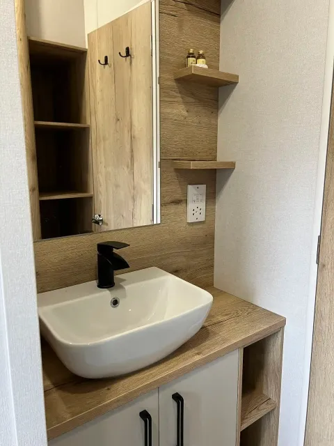 Platinum Lodge 8 Berth HT (LP23344)_Skegness Fields Platinum Lodge 8 WC_Skegness Fields