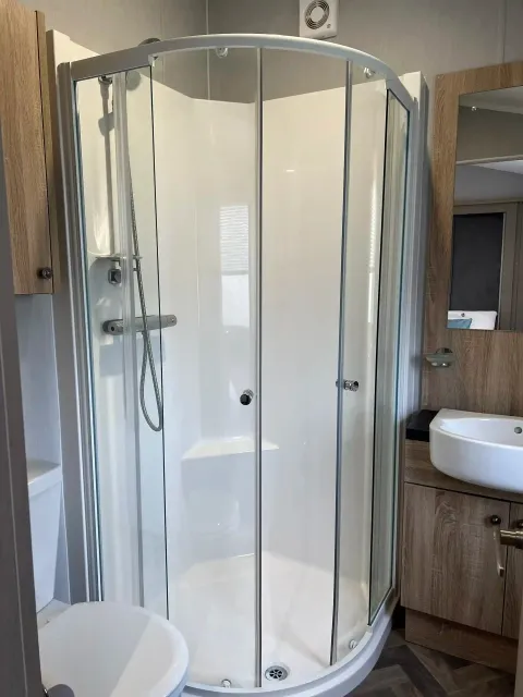 Platinum Lodge NHT (LP20474)_Skegness Fields NHT Shower_Skegness Fields