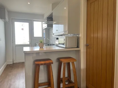 shakespeare apartment