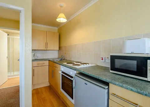 elmhirst apartment