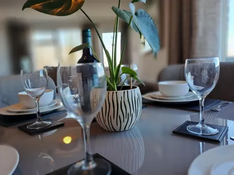 elmhirst apartment