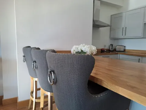 grange woodpecker cottage