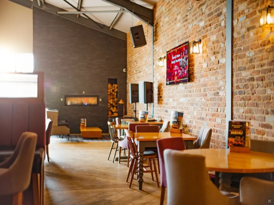 Grange Badgers Barn Restaurant Tables 2