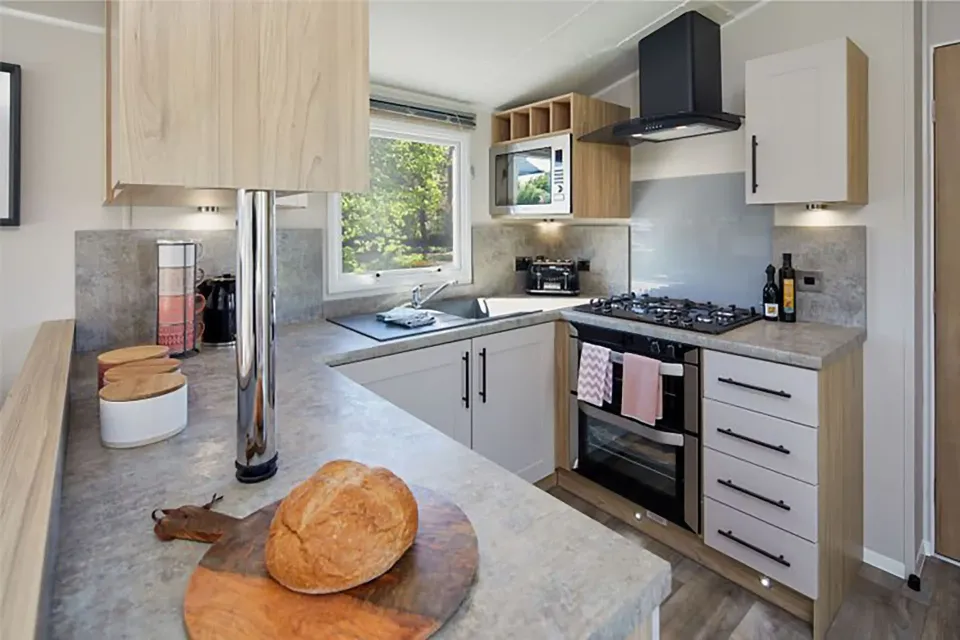 Willerby Manor SK Plat 6_medium_product_manor_kitchen2_a88e966723_Skegness Fields