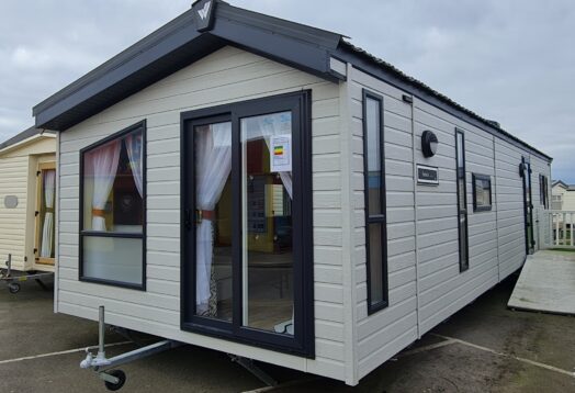 Willerby Astoria 40×13 6 berth PLUS Residential Spec BS3632 with Deluxe Pack plus more.