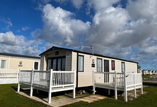 Victory Grovewood Lux 2 Bedroom – Decking included