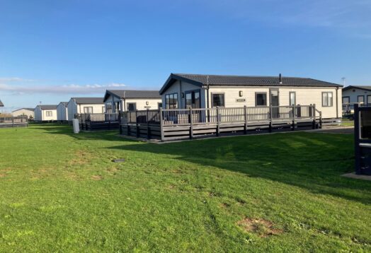 Willerby Clearwater Lodge 40×20 2 Bedrooms hot tub, 2024 ground rent included